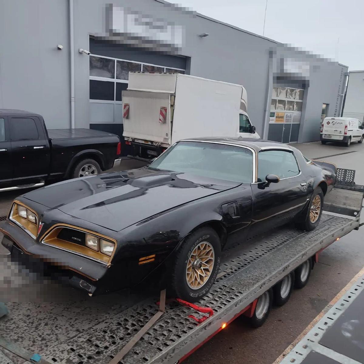 Pontiac Firebird Trans Am Transport
