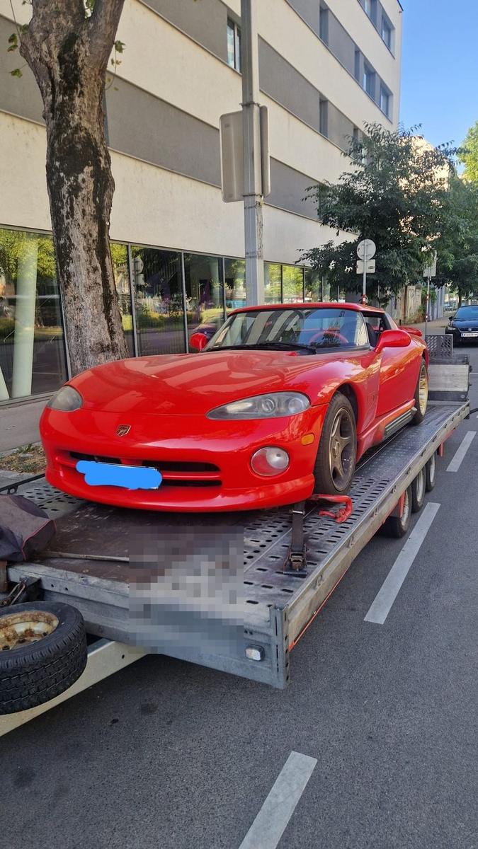 Dodge Viper Roadster Transport